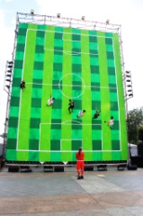 Foot a la Verticale 40 * 5184 x 3456 * (6.97MB)
